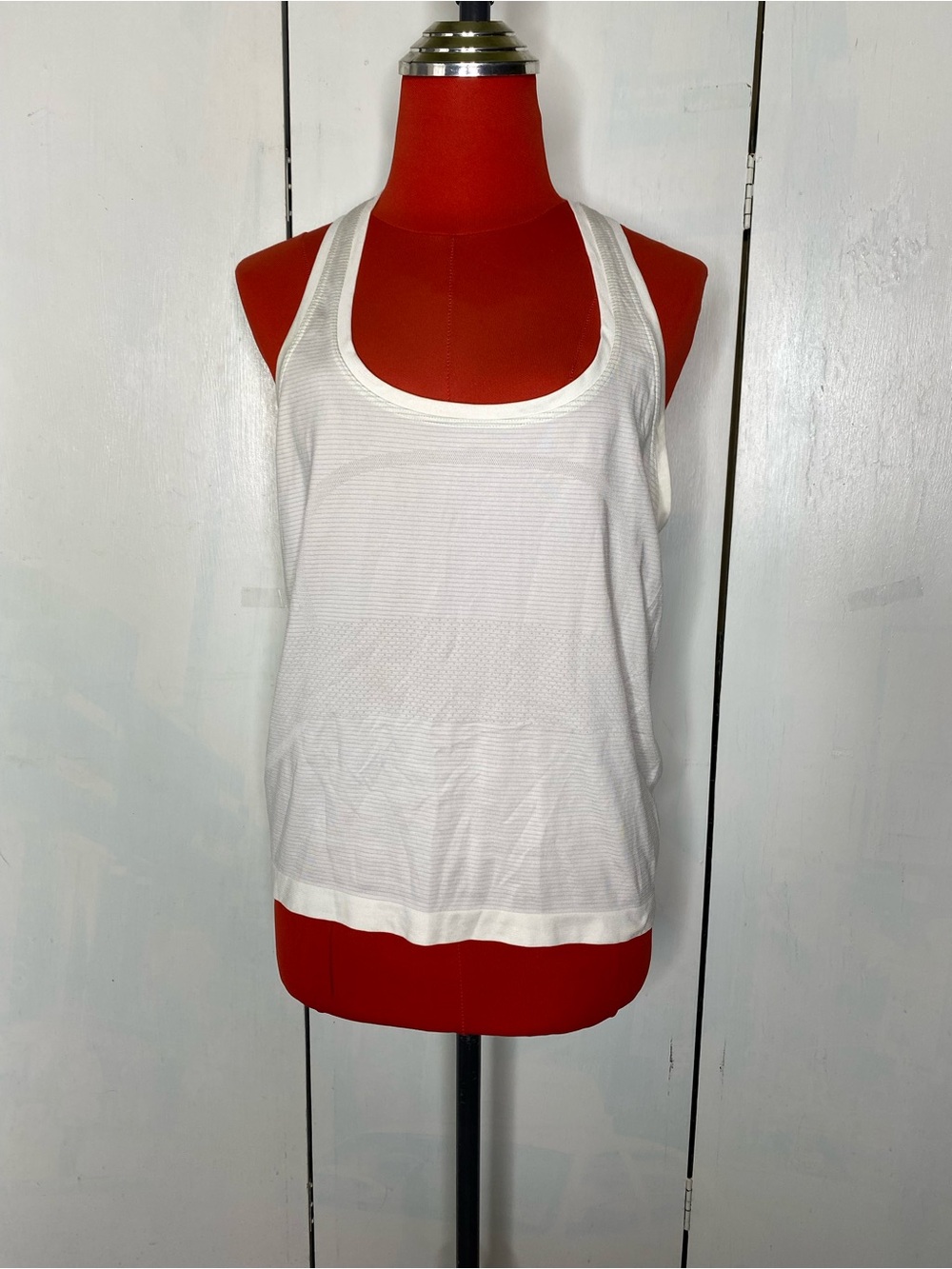 Lululemon Swiftly tank top size 10